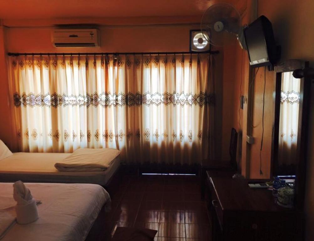 Sisavang Hotel Vang Vieng Εξωτερικό φωτογραφία